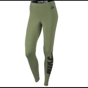 Olive green Nike Leggings